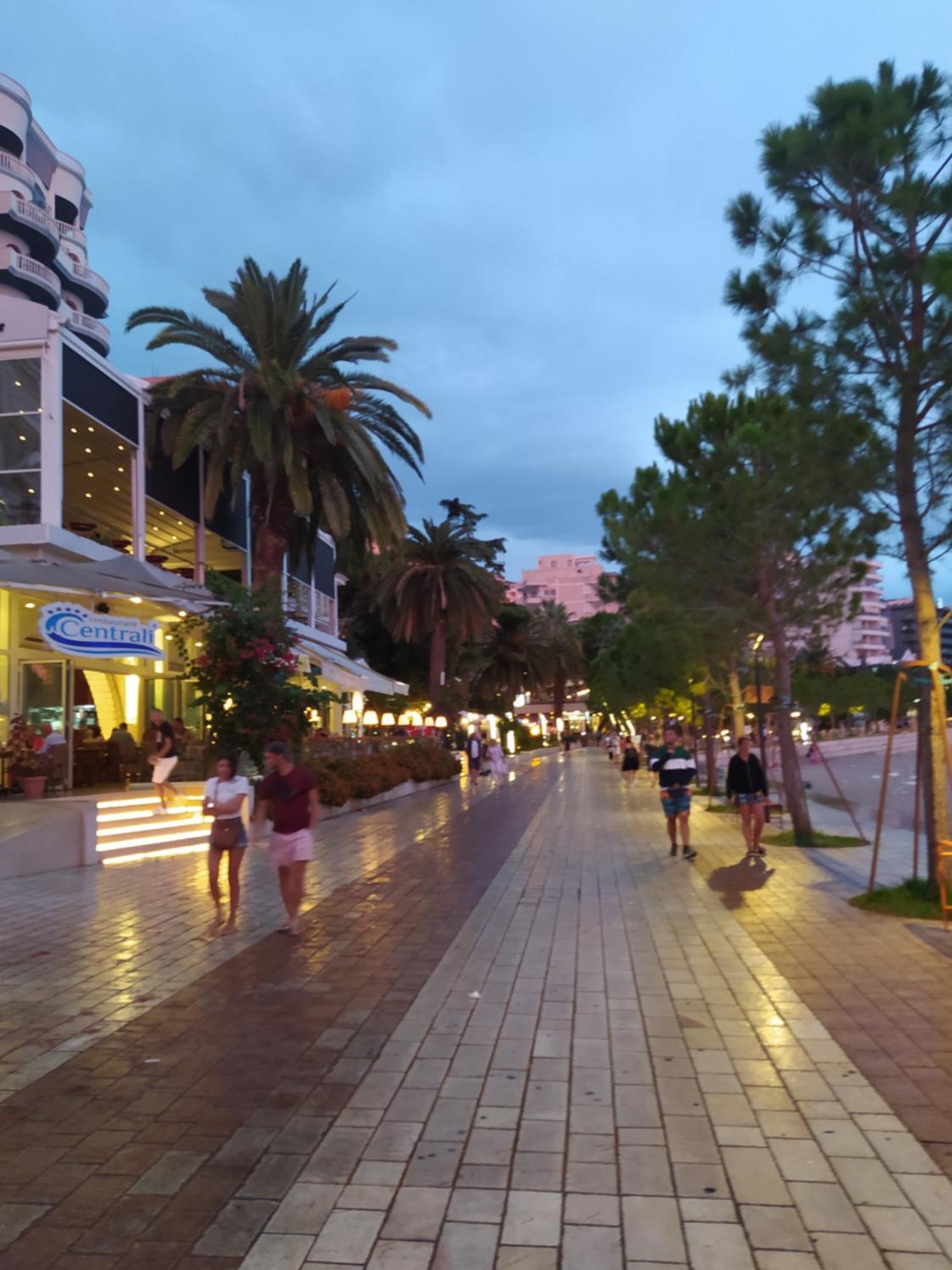 Villa Alimema Sarandë Exterior foto