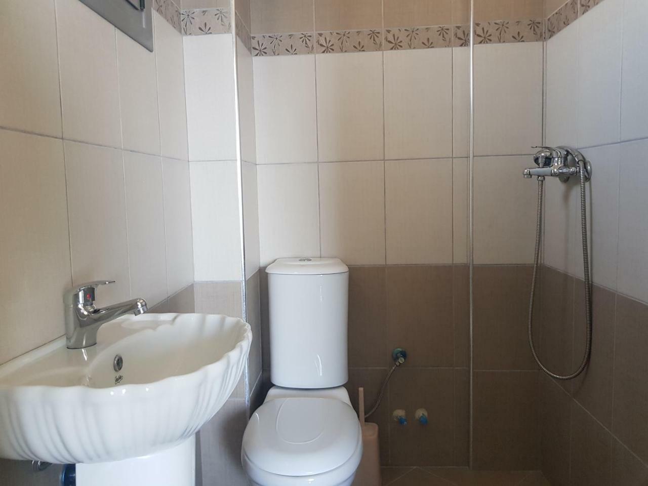 Villa Alimema Sarandë Exterior foto